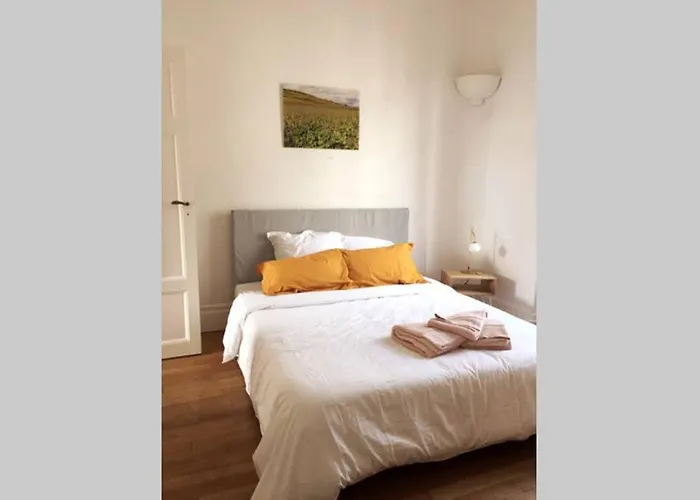 Cosy Idealement Situe Au Centre アパート